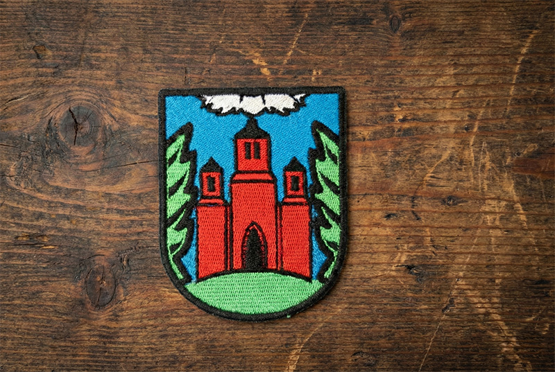 Haftowana naszywka emblemat - haft komputerowy herbu na naszywce